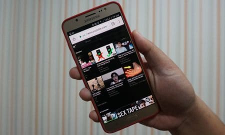 Cara Night Mode di YouTube