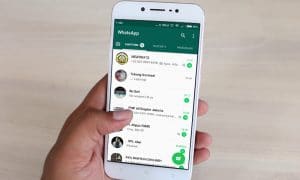 Cara Sembunyikan Pesan WhatsApp Tanpa Menghapusnya
