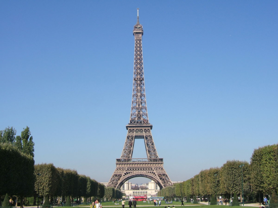 Menara Eiffel – Paris, Perancis