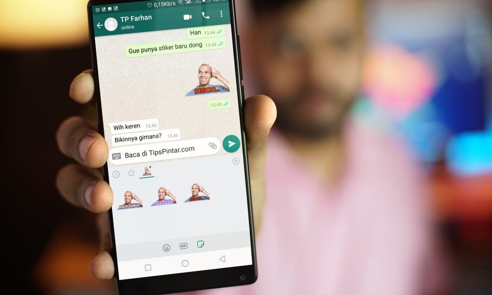 Fitur Baru! Cara Membuat Stiker WA Sendiri dengan Mudah