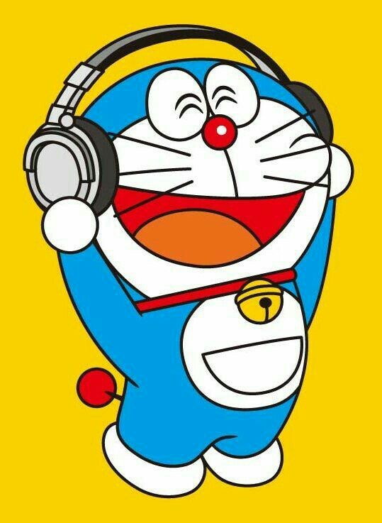 Doraemon Menggunakan Earphone