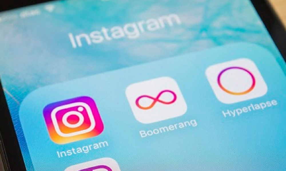 Aplikasi boomerang dengan filter