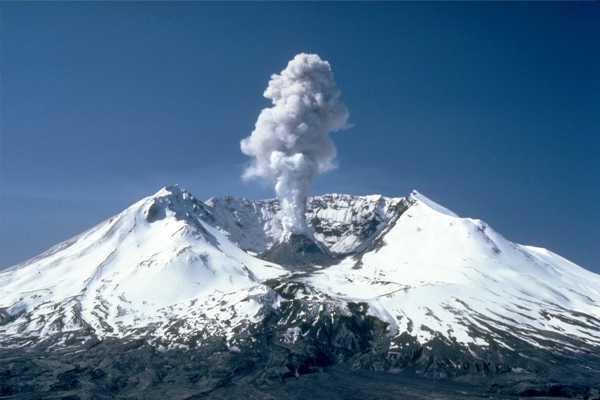 Gunung Berapi Paling Berbahaya di Dunia