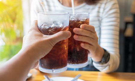 Bahaya Keseringan Minum Soda