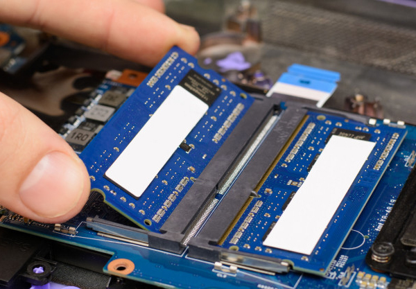 Cara Mengatasi LCD Laptop Bergaris