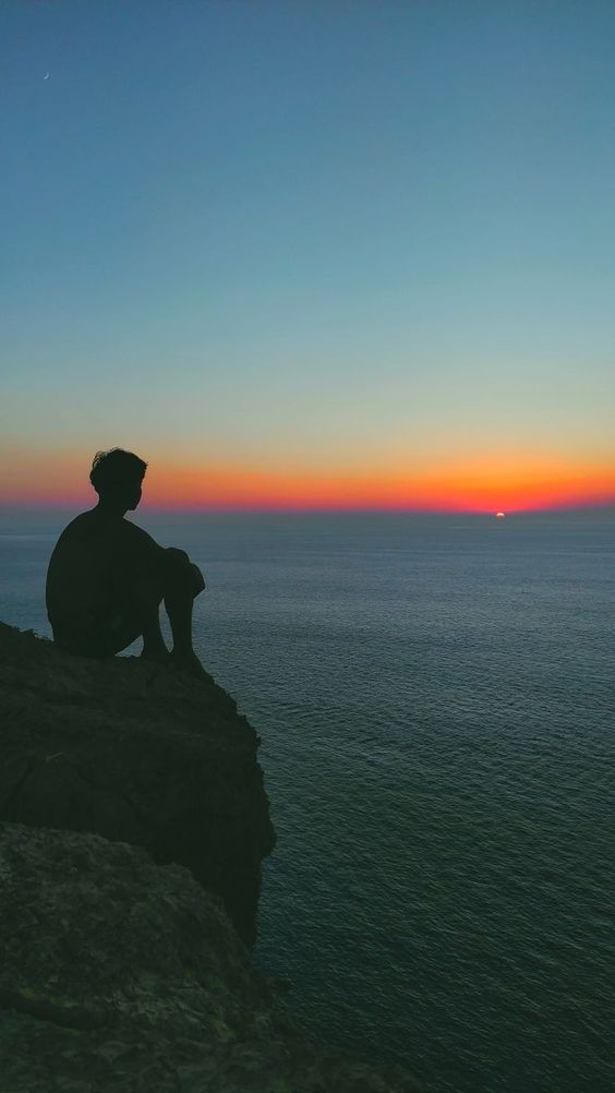 Wallpaper Sad Boy