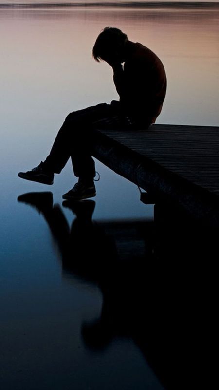 Wallpaper Sad Boy