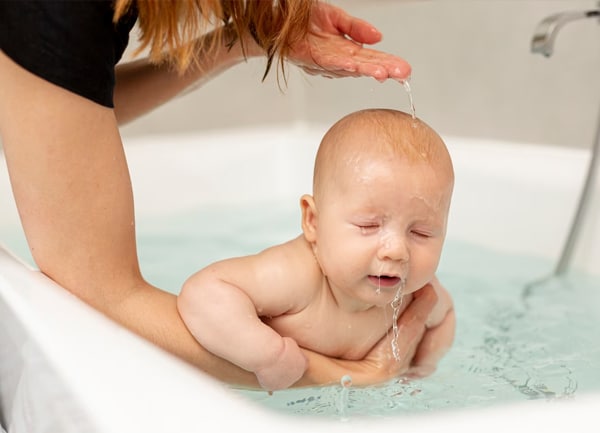 Cara Menghilangkan Bruntusan di Pipi Bayi