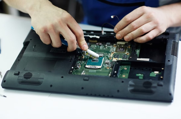 Tips Menjual Laptop Second