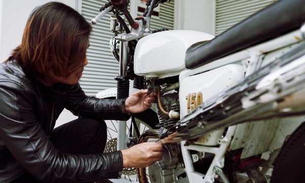 Lihat Kondisi Rangka dan Bodi Motor
