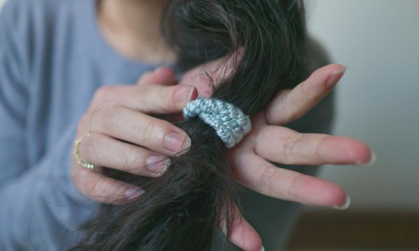 Jangan Sering Ikat Rambut Terlalu Kencang